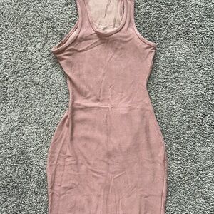 Elegant Pink Sleeveless Dress